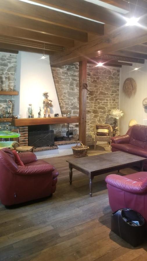 Chambres Et Gite Dans Un Lieu Calme Et Champetre Gourge Les Grippeaux Proche Parthenay Buitenkant foto