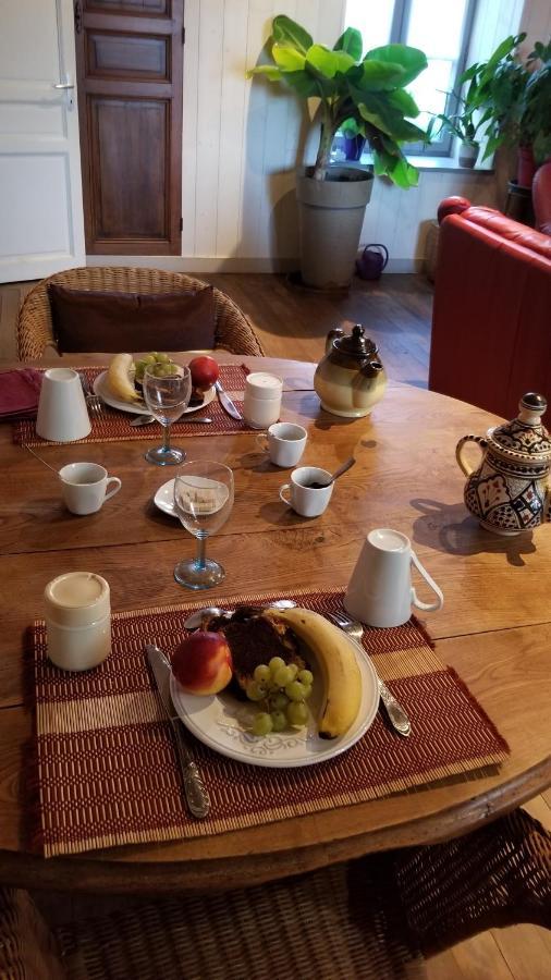Chambres Et Gite Dans Un Lieu Calme Et Champetre Gourge Les Grippeaux Proche Parthenay Buitenkant foto