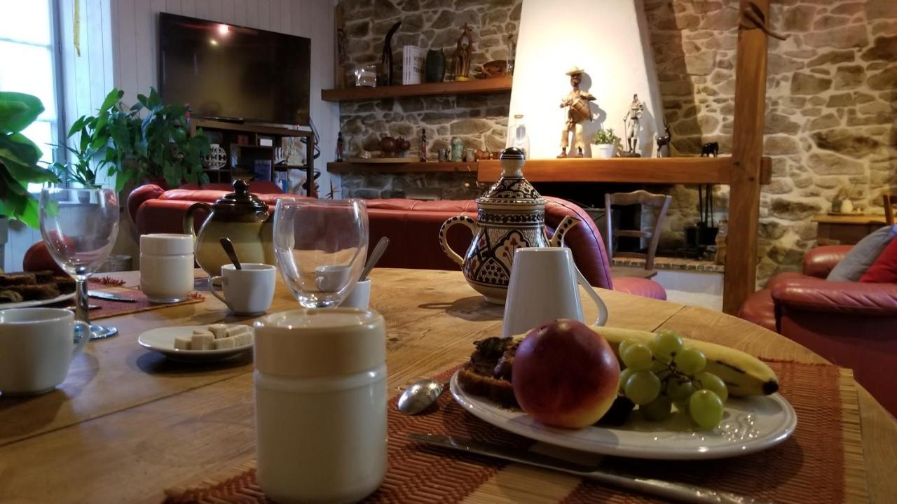Chambres Et Gite Dans Un Lieu Calme Et Champetre Gourge Les Grippeaux Proche Parthenay Buitenkant foto